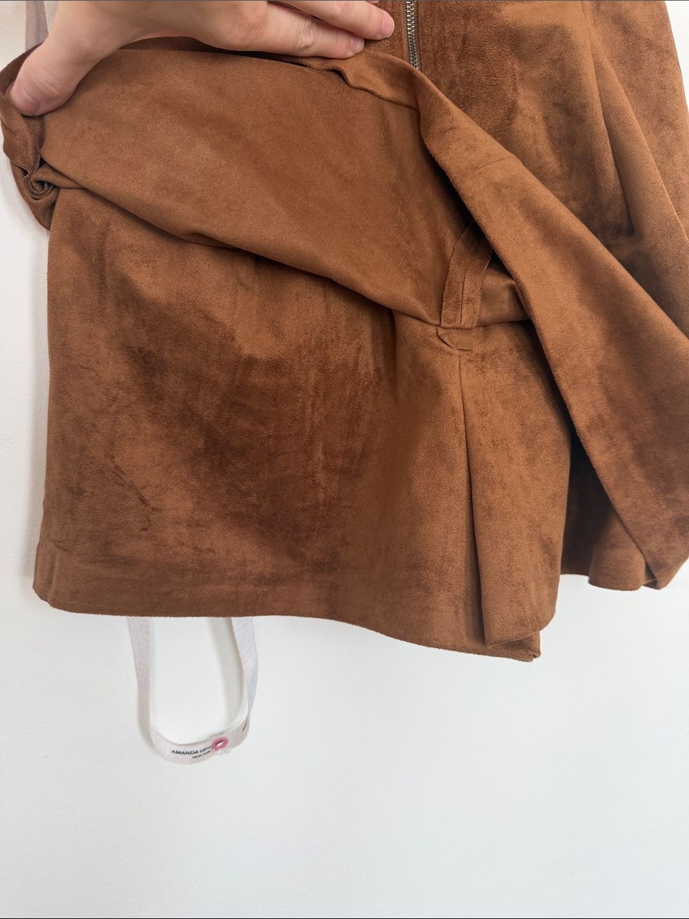 NWT Amanda Uprichard Yorke Skort romper in Pecan Faux Suede - Picture 6 of 6